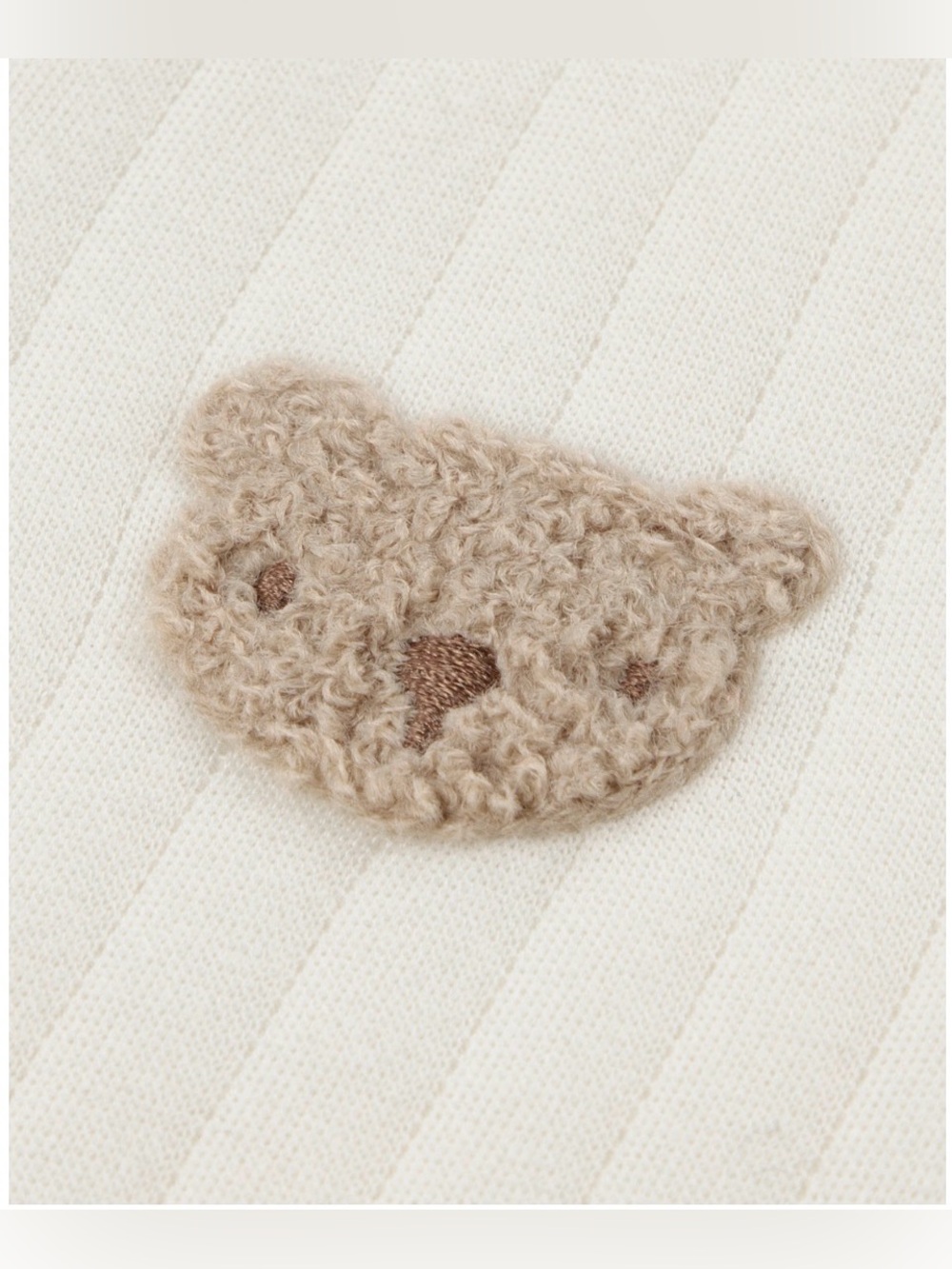 Huggies Cozy Cream Ribbed One-Piece with Bear Appliqué and Beanie 6M NWT🍼 - Picture 3 of 6